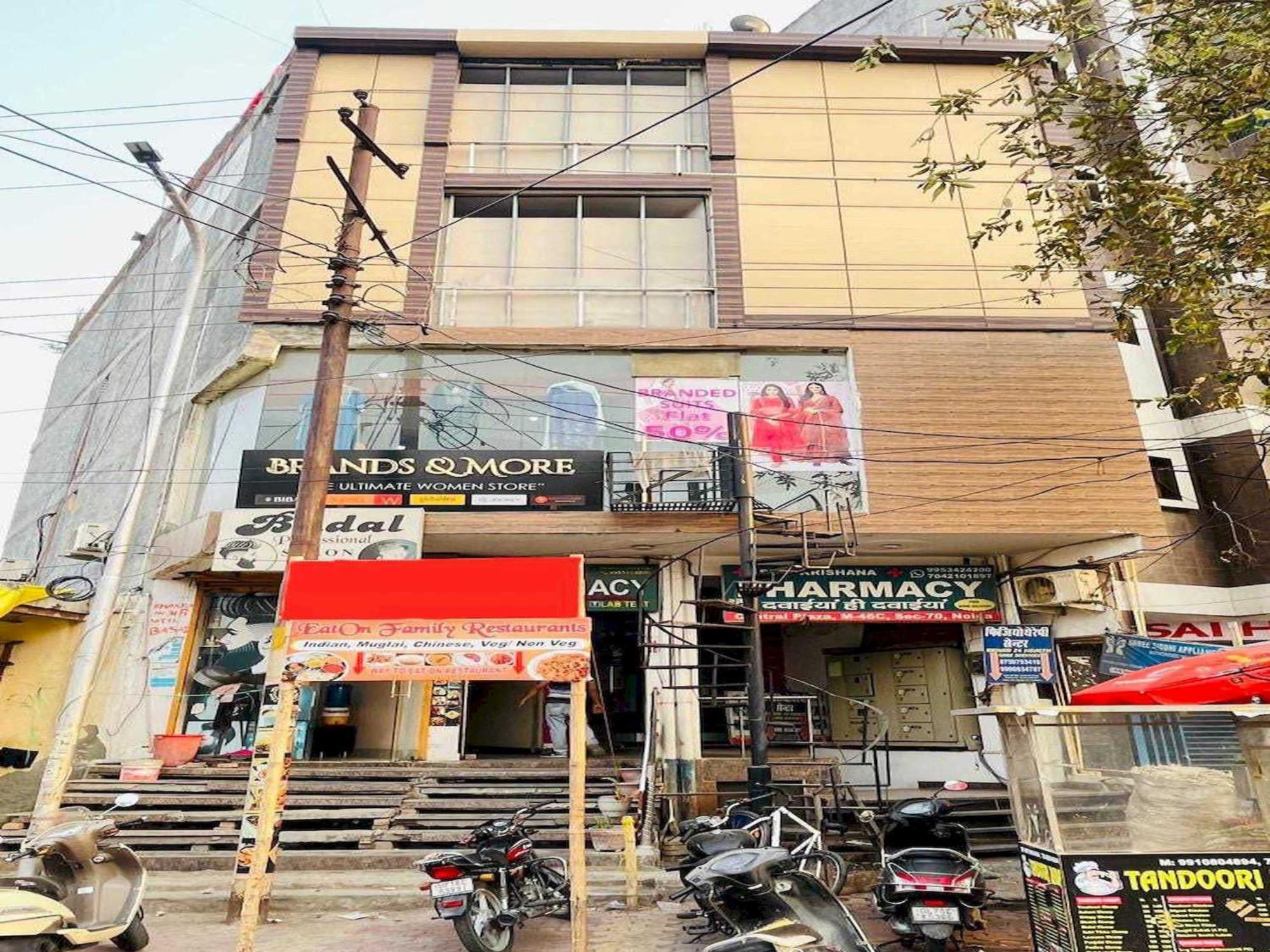Hotel O Aaradhya Residency Νόιντα Εξωτερικό φωτογραφία