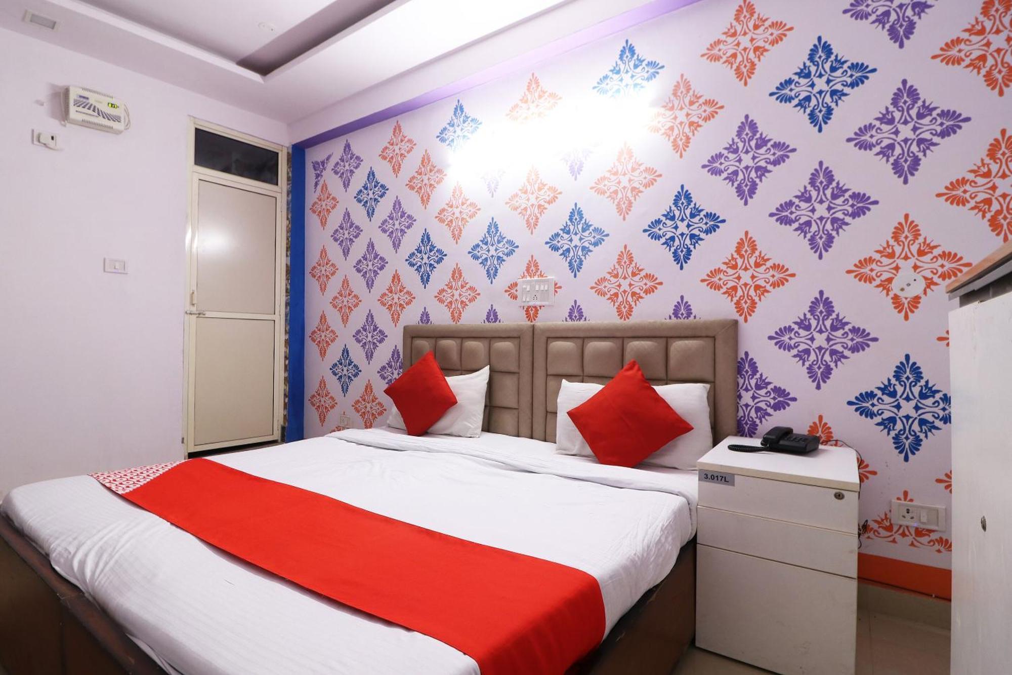 Hotel O Aaradhya Residency Νόιντα Εξωτερικό φωτογραφία