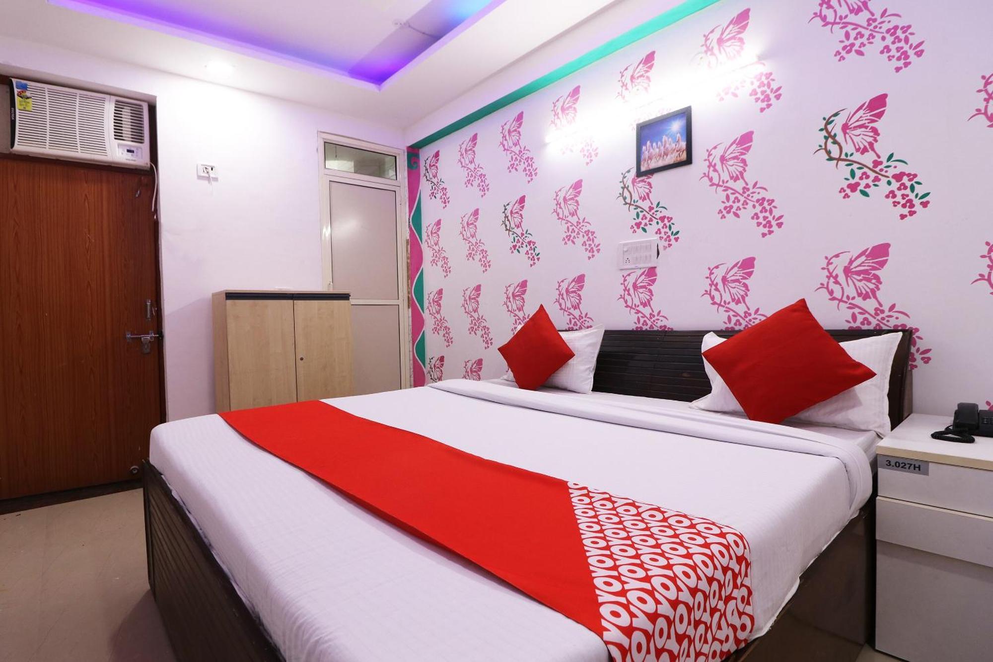 Hotel O Aaradhya Residency Νόιντα Εξωτερικό φωτογραφία
