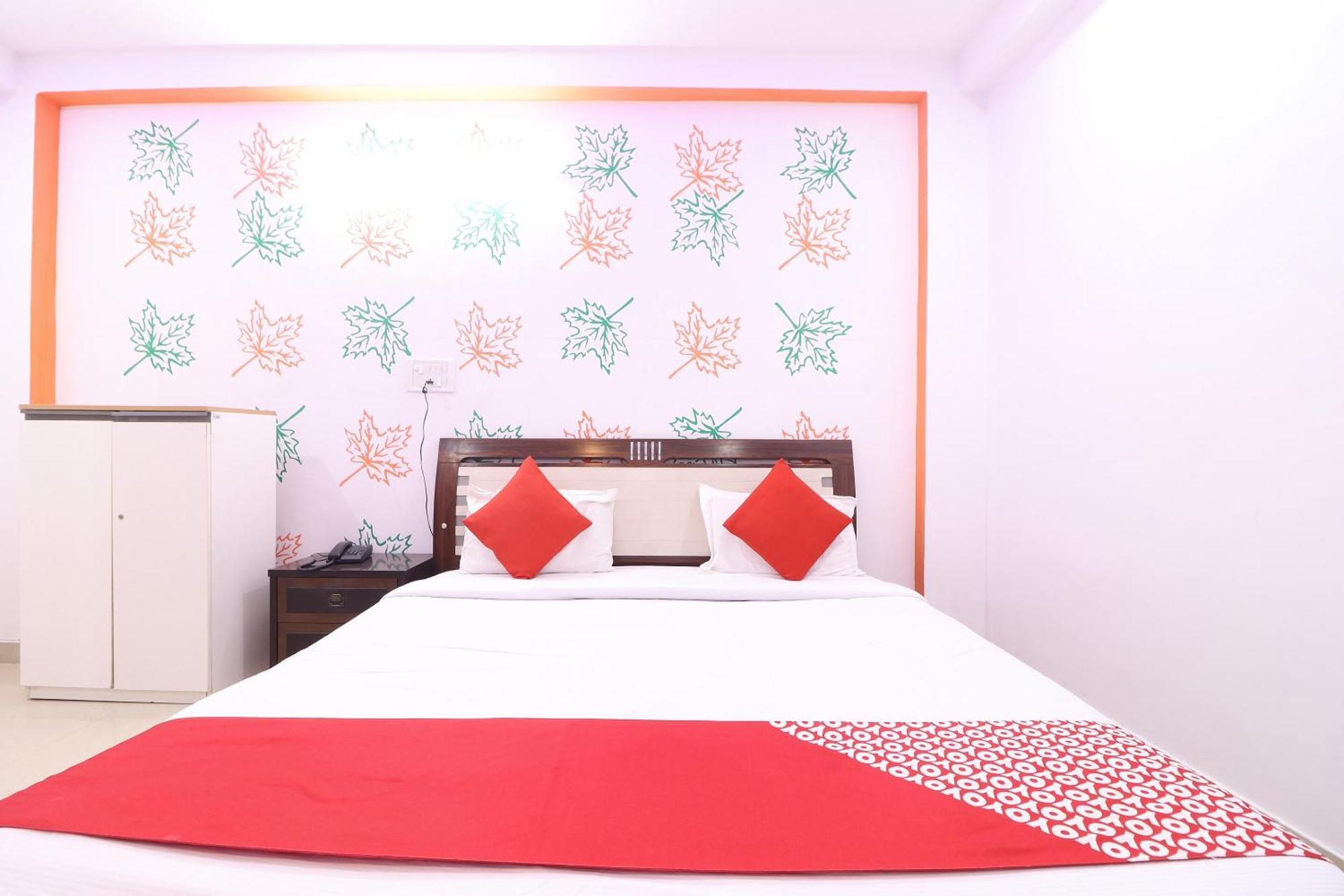 Hotel O Aaradhya Residency Νόιντα Εξωτερικό φωτογραφία